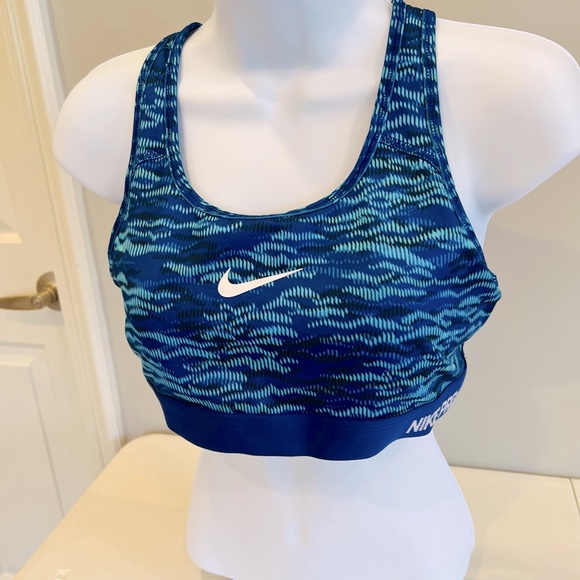 Nike PRO womens athletic padded sports bra - Picture 2 of 4